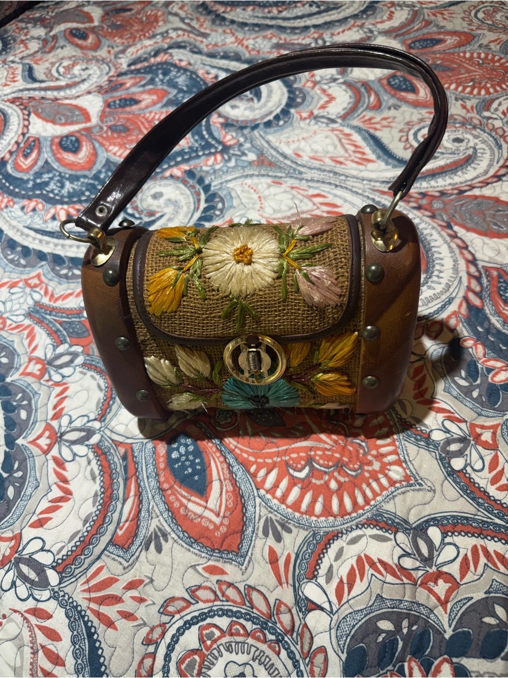 Vintage 1950s-1960s wooden barrel handbag